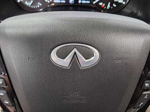 2022 Infiniti QX80 Luxe