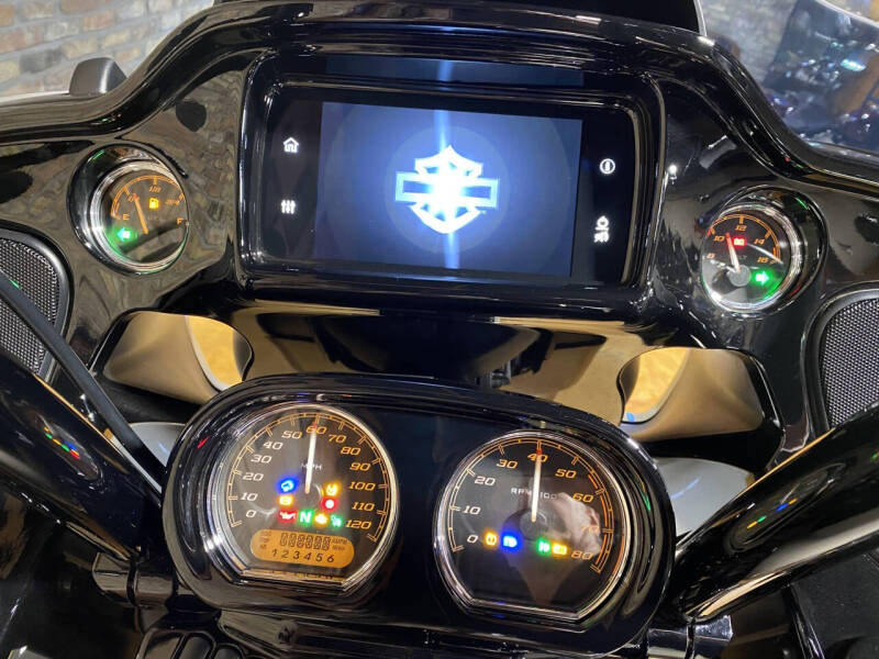 2023 Harley-Davidson Road Glide® ST