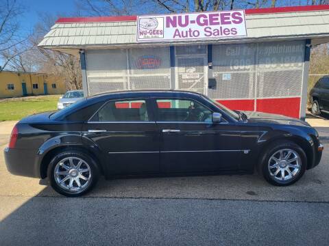 2005 Chrysler 300 for sale at Nu-Gees Auto Sales LLC in Peoria IL