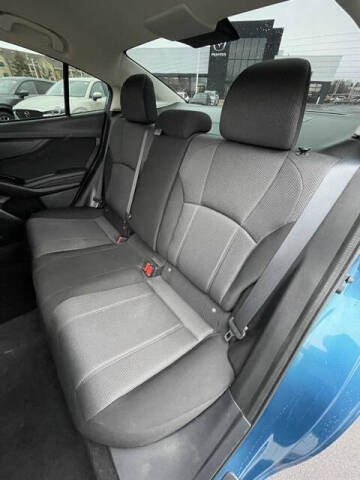 2019 Subaru Impreza 2.0i