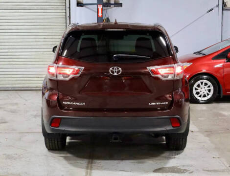 2016 Toyota Highlander