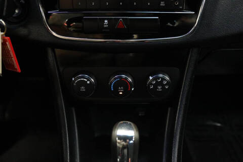 2012 Chrysler 200 LX