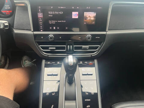 2024 Porsche Macan GTS