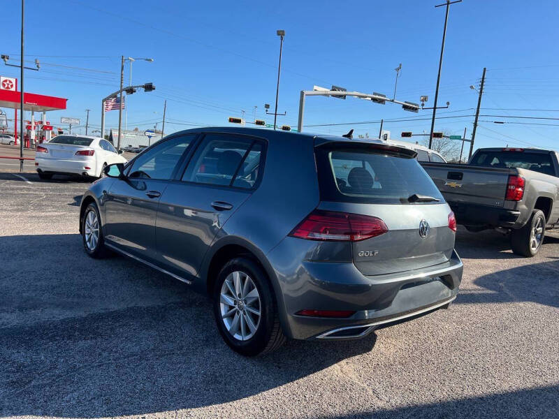 2019 Volkswagen Golf S