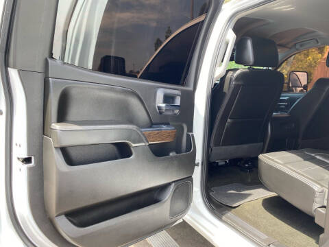 2017 GMC Sierra 2500HD Denali