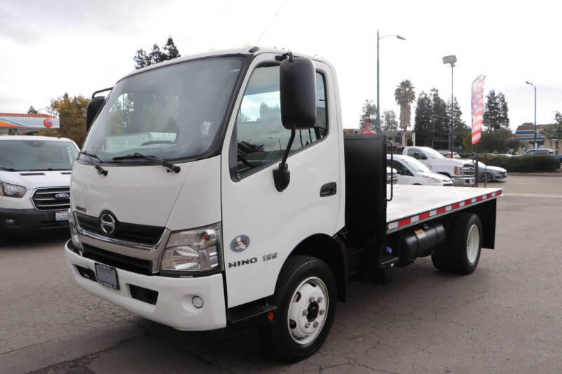 2020 Hino 195