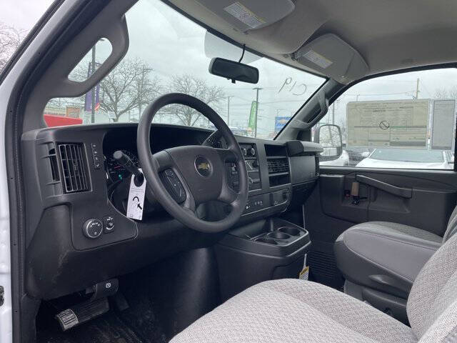 2026 Chevrolet Express 2500