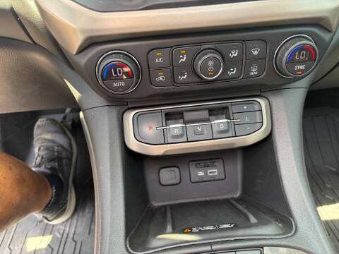 2021 GMC Acadia Denali