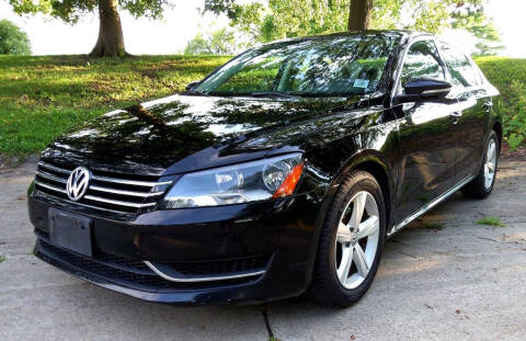 2012 Volkswagen Passat for sale at Crispin Auto Sales in Urbana IL