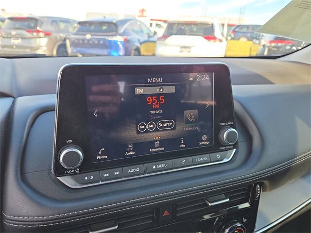 2022 Nissan Rogue SV