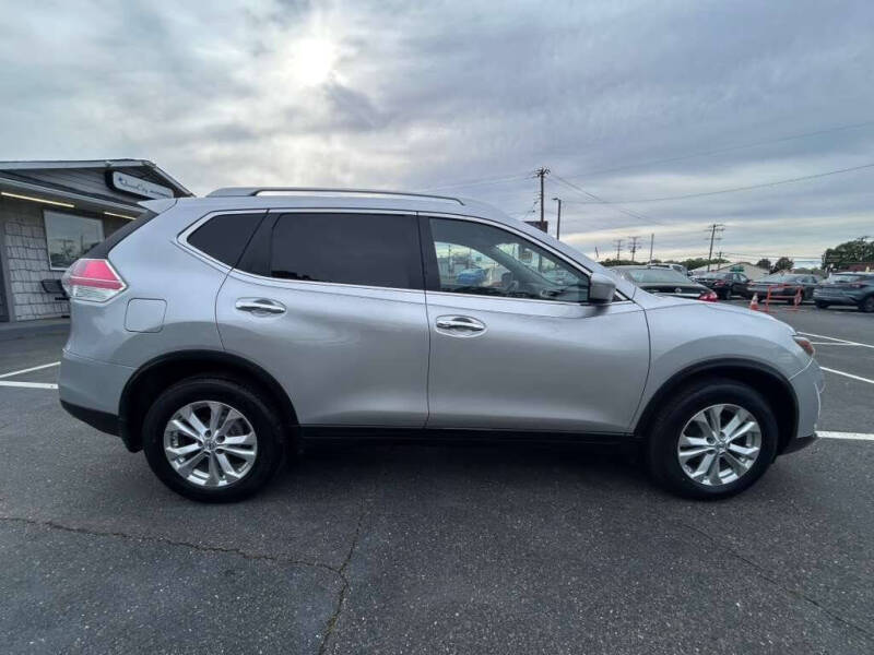 2015 Nissan Rogue SV