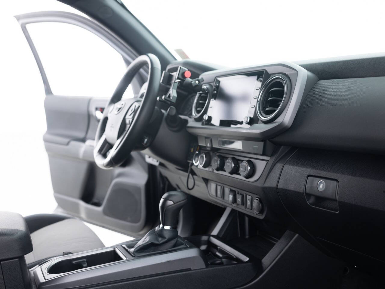 Used Car 2021 Toyota Tacoma  Sr V6 4x4 4dr Double Cab 5.0 Ft Sb For Sale Under $30,000 In Coal City, Illinois