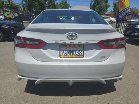 2022 Toyota Camry SE