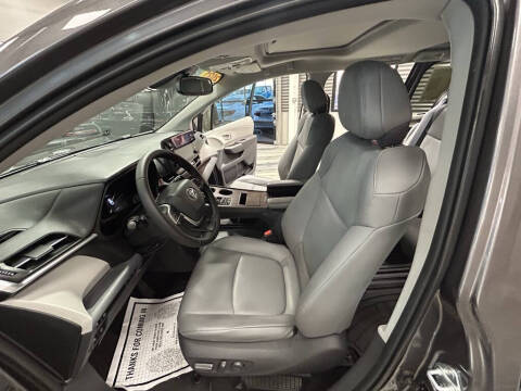 2021 Toyota Sienna XLE 7-Passenger