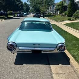 1963 Ford Thunderbird