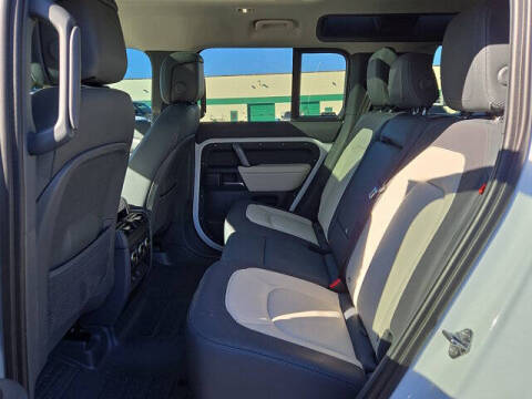 2024 Land Rover Defender 110 P400 X-Dynamic SE