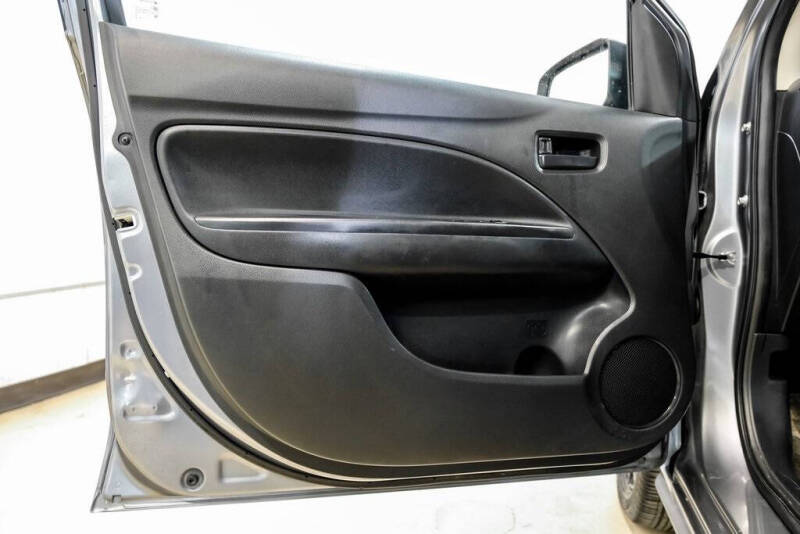 2020 Mitsubishi Mirage LE