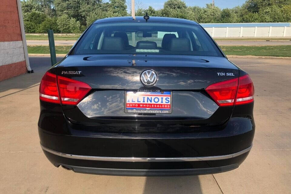 2014 Volkswagen Passat for sale at Illinois Auto Wholesalers in Tolono, IL