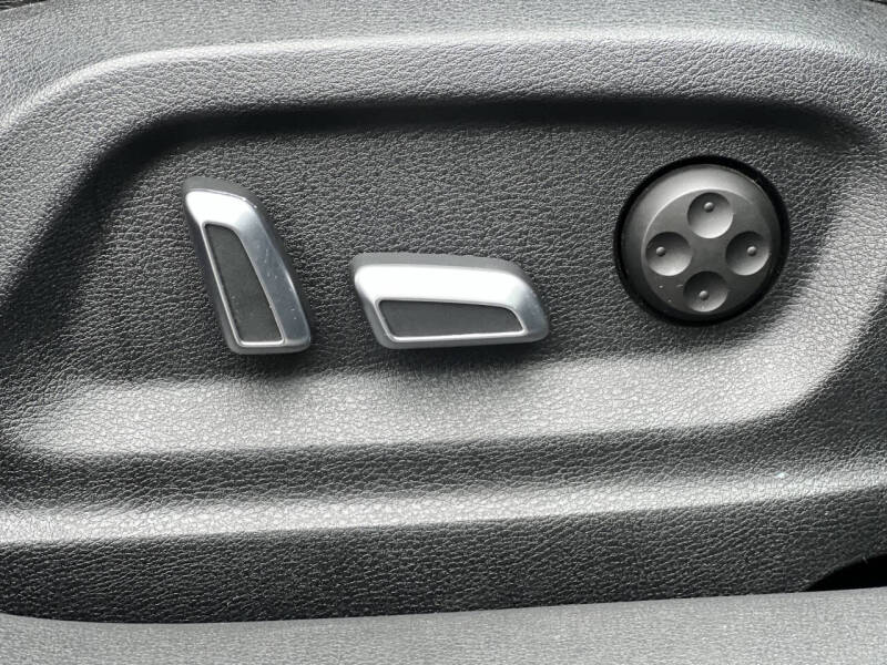 2016 Audi Q3 2.0T Premium Plus