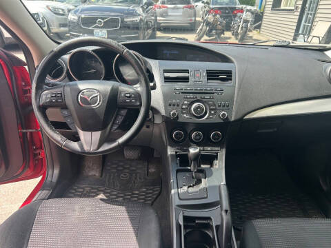 2013 Mazda MAZDA3 i Touring