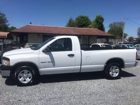 2003 Dodge Ram Pickup 1500 for sale at H & H Auto Sales in Athens TN