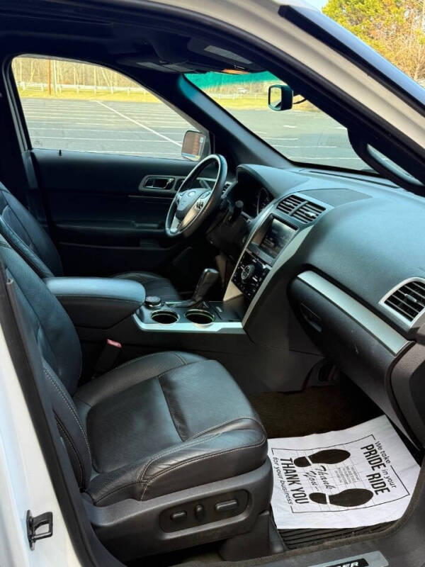 2014 Ford Explorer Sport
