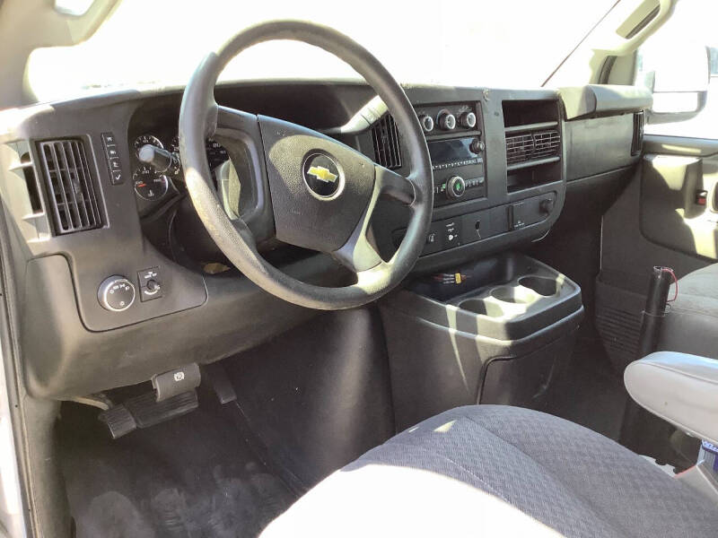 2016 Chevrolet Express 2500