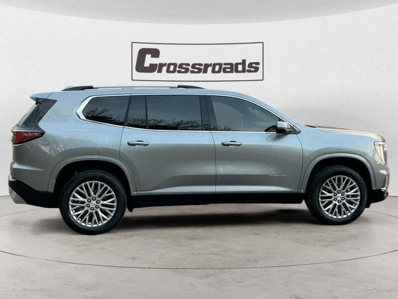 2025 GMC Acadia Denali