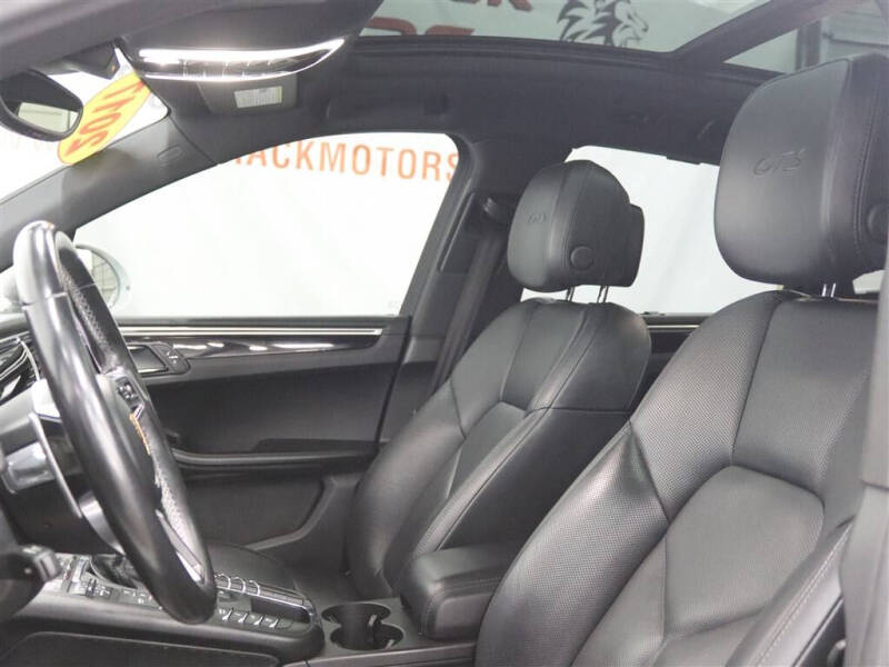 2017 Porsche Macan GTS