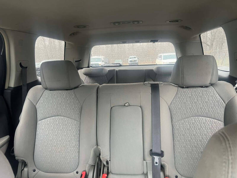 2008 GMC Acadia SLE-1