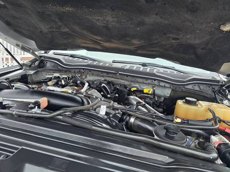 2017 Ford F-350 Super Duty Lariat