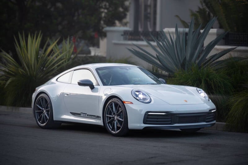 2023 Porsche 911 T photo 34