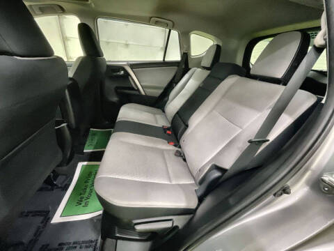 2017 Toyota RAV4 Hybrid XLE