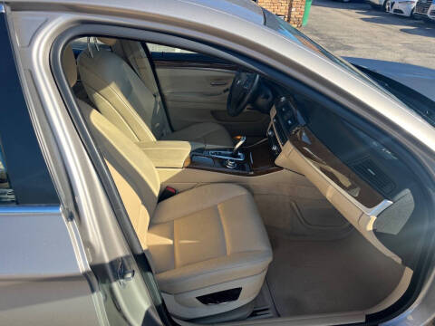 2013 BMW 5 Series 528i xDrive