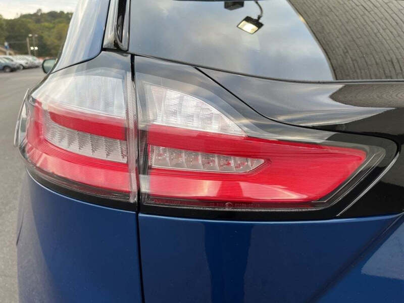 2021 Ford Edge Titanium