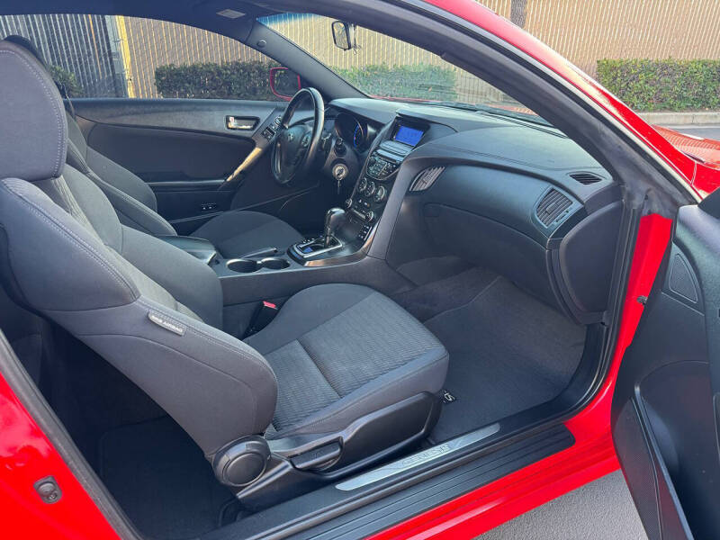 2013 Hyundai Genesis Coupe 2.0T