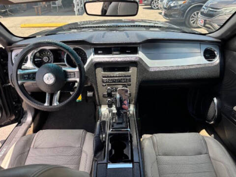 2014 Ford Mustang V6 Premium