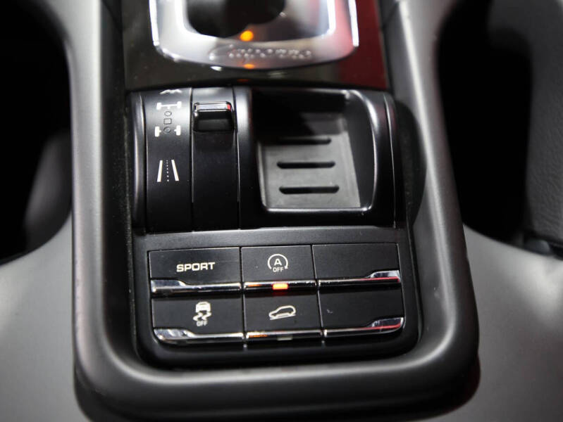 2011 Porsche Cayenne Tiptronic