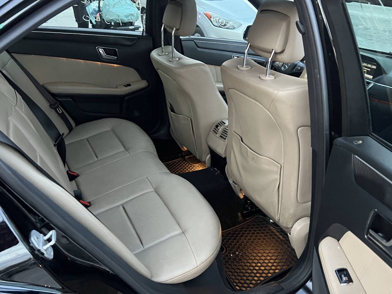 2010 Mercedes-Benz E-Class E 350 Sport 4MATIC AWD 4dr Sedan - Black exterior view 14