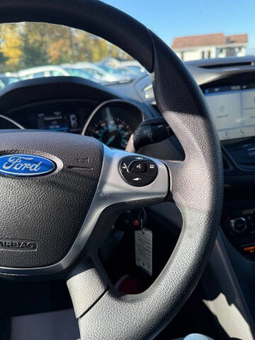 2016 Ford Escape SE