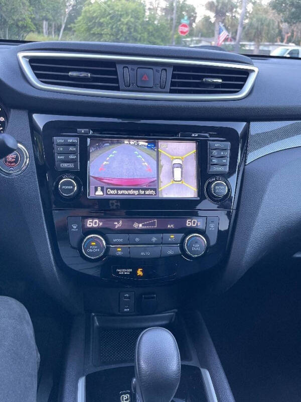 2015 Nissan Rogue SL