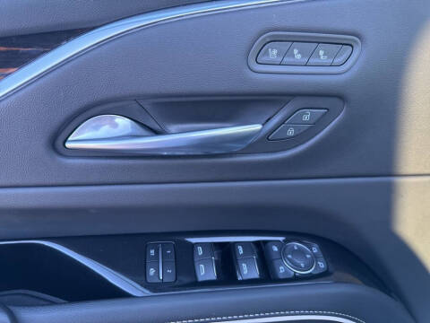 2023 Cadillac Escalade ESV Premium Luxury
