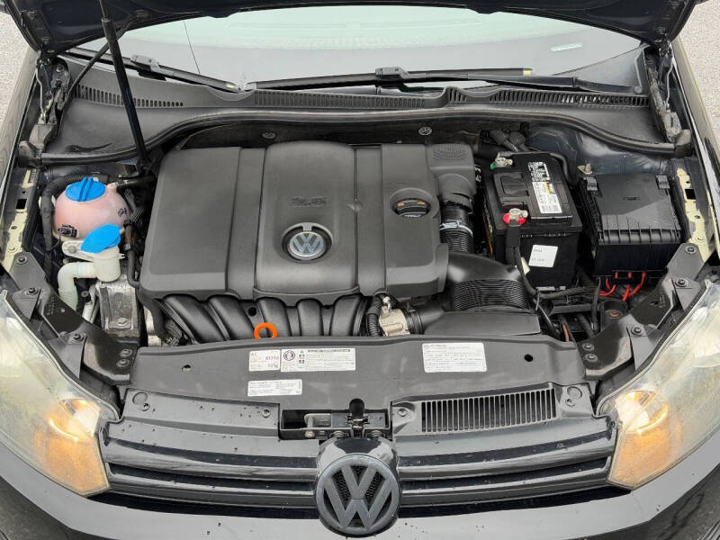 2013 Volkswagen Golf 2.5L PZEV
