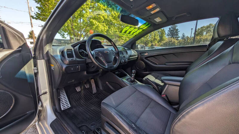 2016 Kia Forte Koup SX