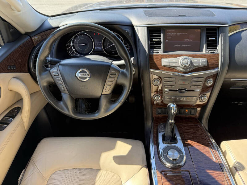 2017 Nissan Armada SL