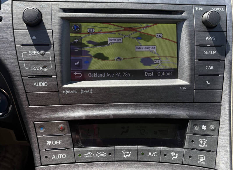 2015 Toyota Prius Three