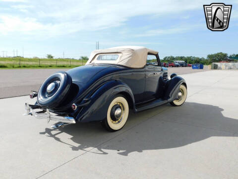 1936 Ford Cabriolet