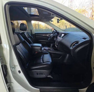 2017 Nissan Pathfinder