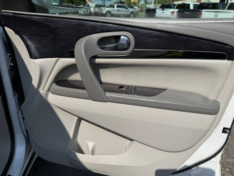 2017 Buick Enclave Leather