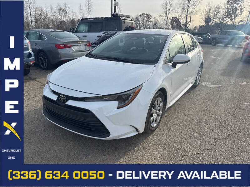 2025 Toyota Corolla LE's photo